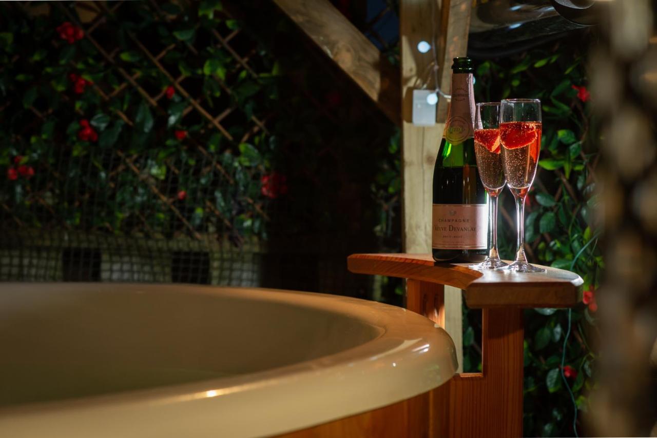 East Cottage * Wood Burning Hot Tub * Garden 세인트앤드루스 외부 사진